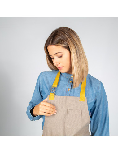 Delantal con Peto Hebilla Enlazada –...