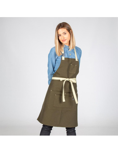 Delantal con Peto Hebilla Enlazada –...